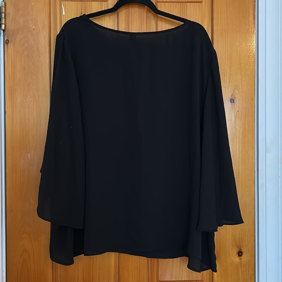 Top - Picture 2 of 3